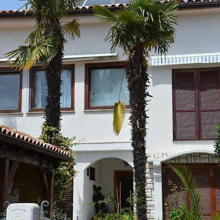 Apartamento Hous Mira Poreč Exterior foto