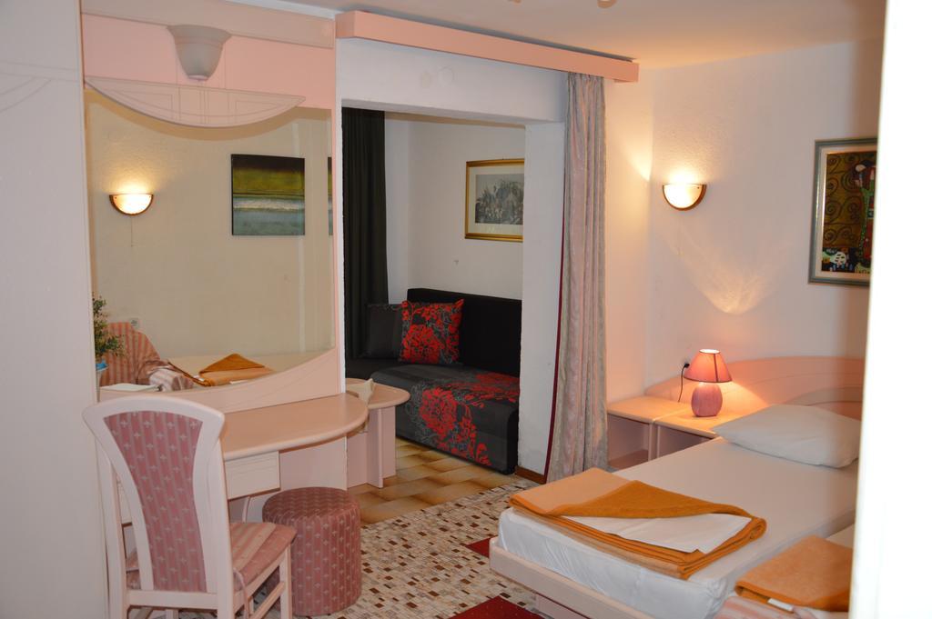 Apartamento Hous Mira Poreč Habitación foto