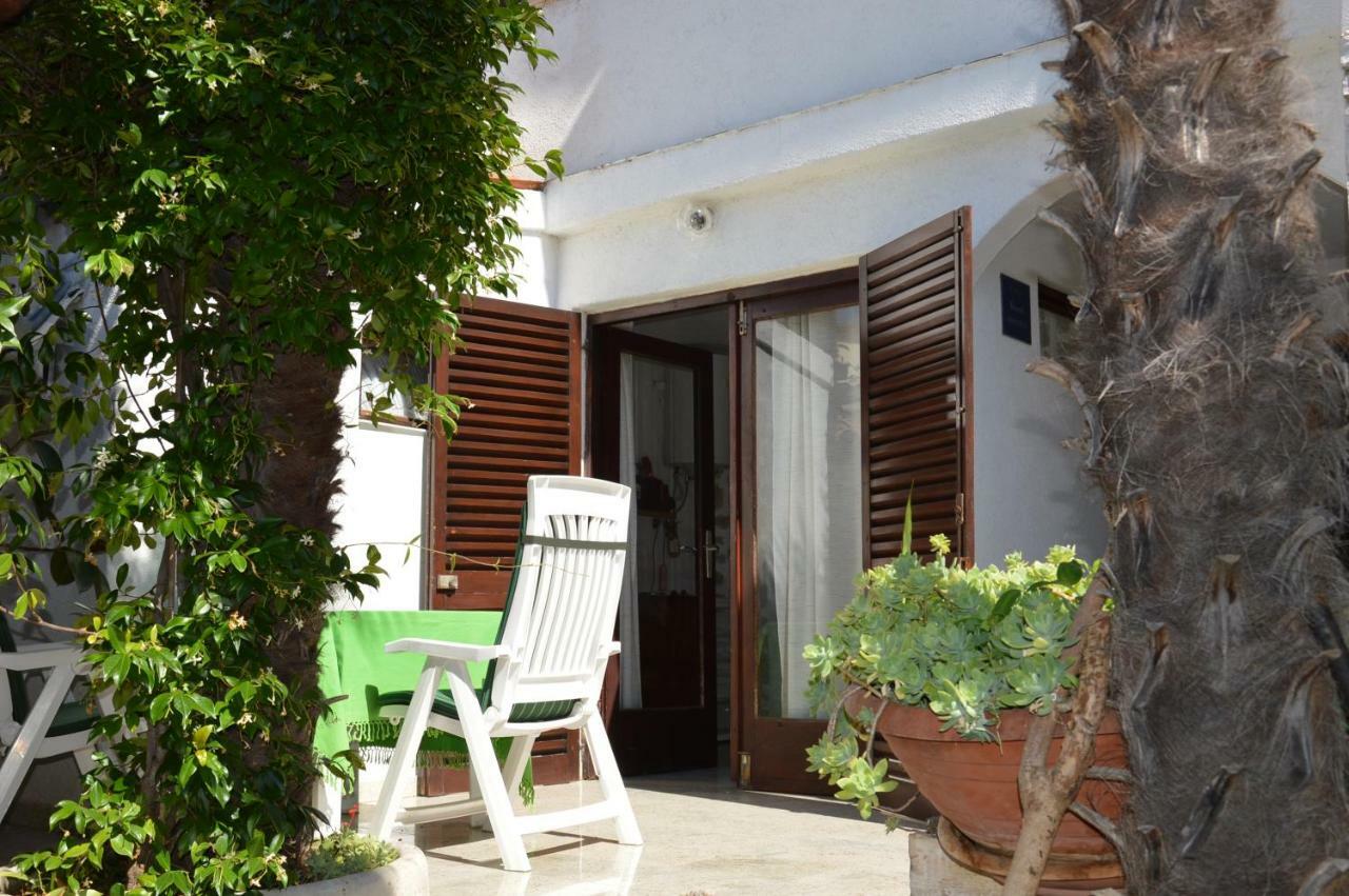 Apartamento Hous Mira Poreč Exterior foto